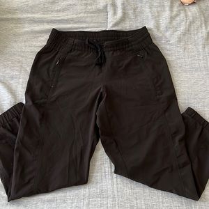 Athleta capri hiking pant